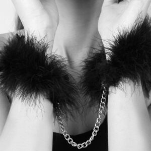 Bijoux Za Za Zu – Handbojor med fjädrar